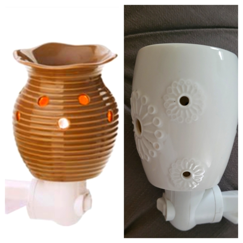 Scentsy Groovy Mini Scented Wax Warmer Night Lights Plug Ins Set Of 2